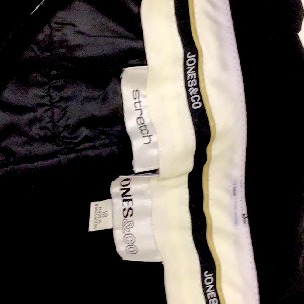 Excellent condition black Jones&Co. size 12 slacks